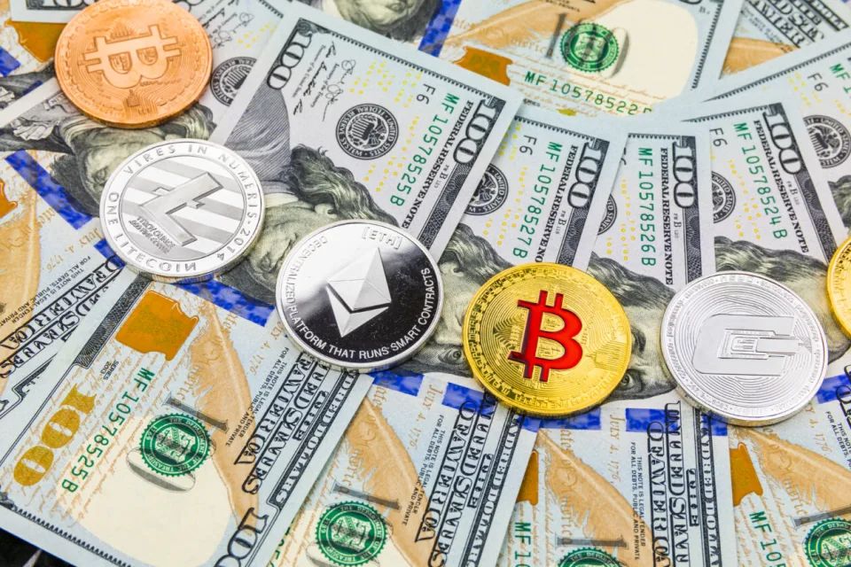 مشاركته منتدى مجموعة السبع (G7) اليابان انتقد الرئيس الأمريكي جو بايدن الغش الضريبي الأثرياء العملات المشفرة مستفيدين الجمهوريين ميزانية جديدة للحكومة الأمريكية