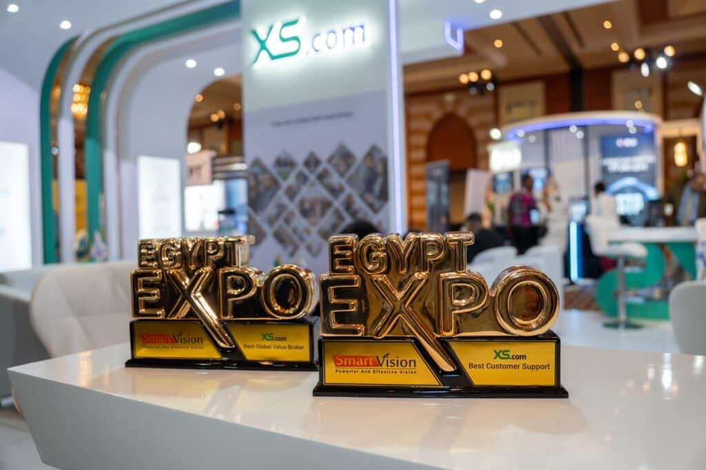 إكس أس العالمية